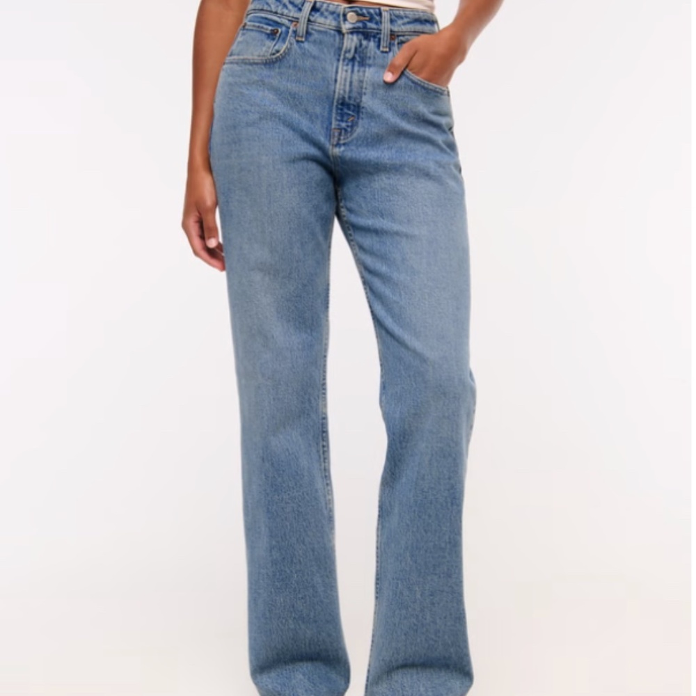 Curve Love High Rise 90s Relaxed Frayed Hem Jean 30 Regular/Sz. 10 - Picture 3 of 6